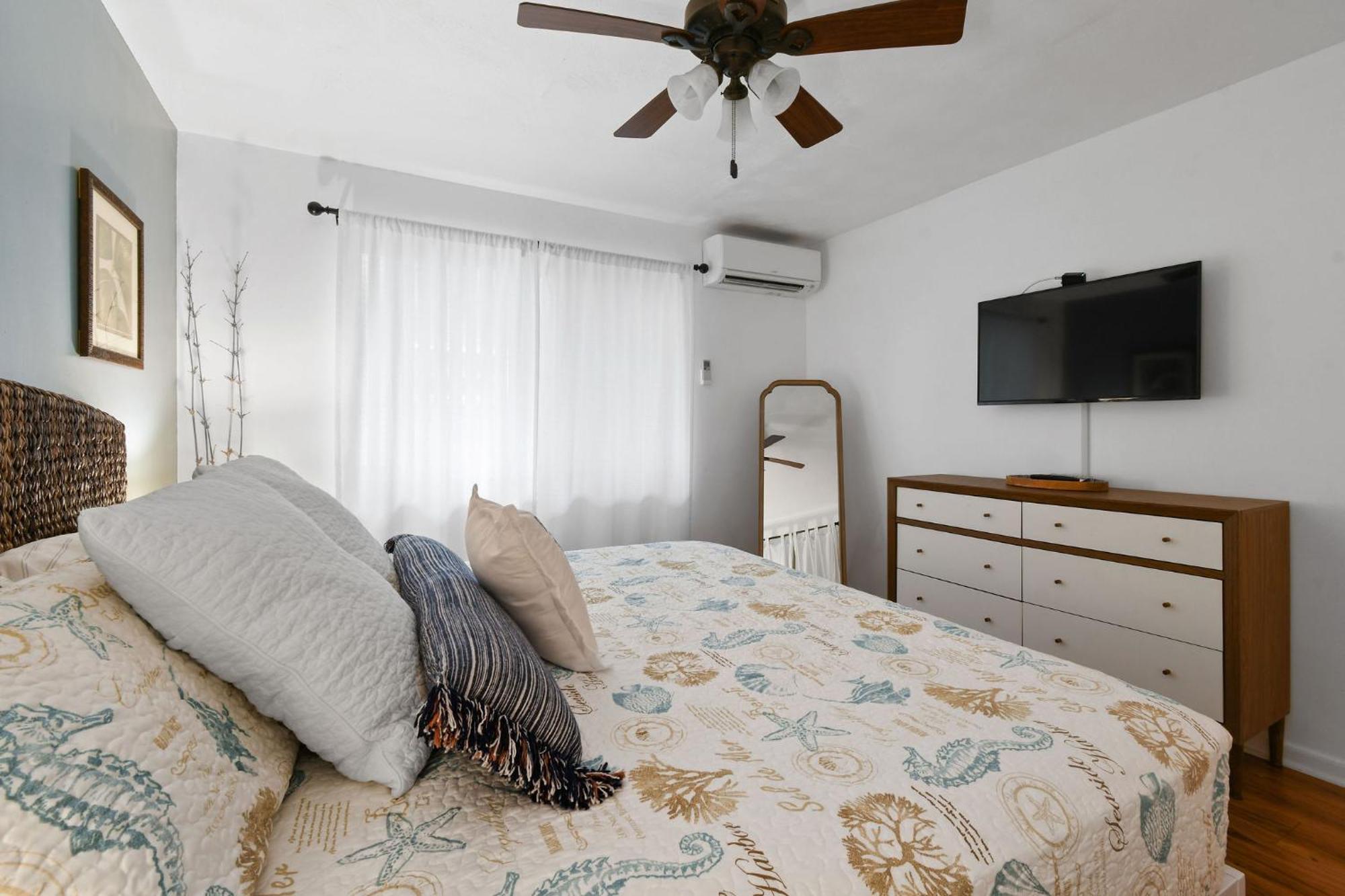 Sunshine Shores Boutique Apartments Палм-Бич-Шорс Экстерьер фото