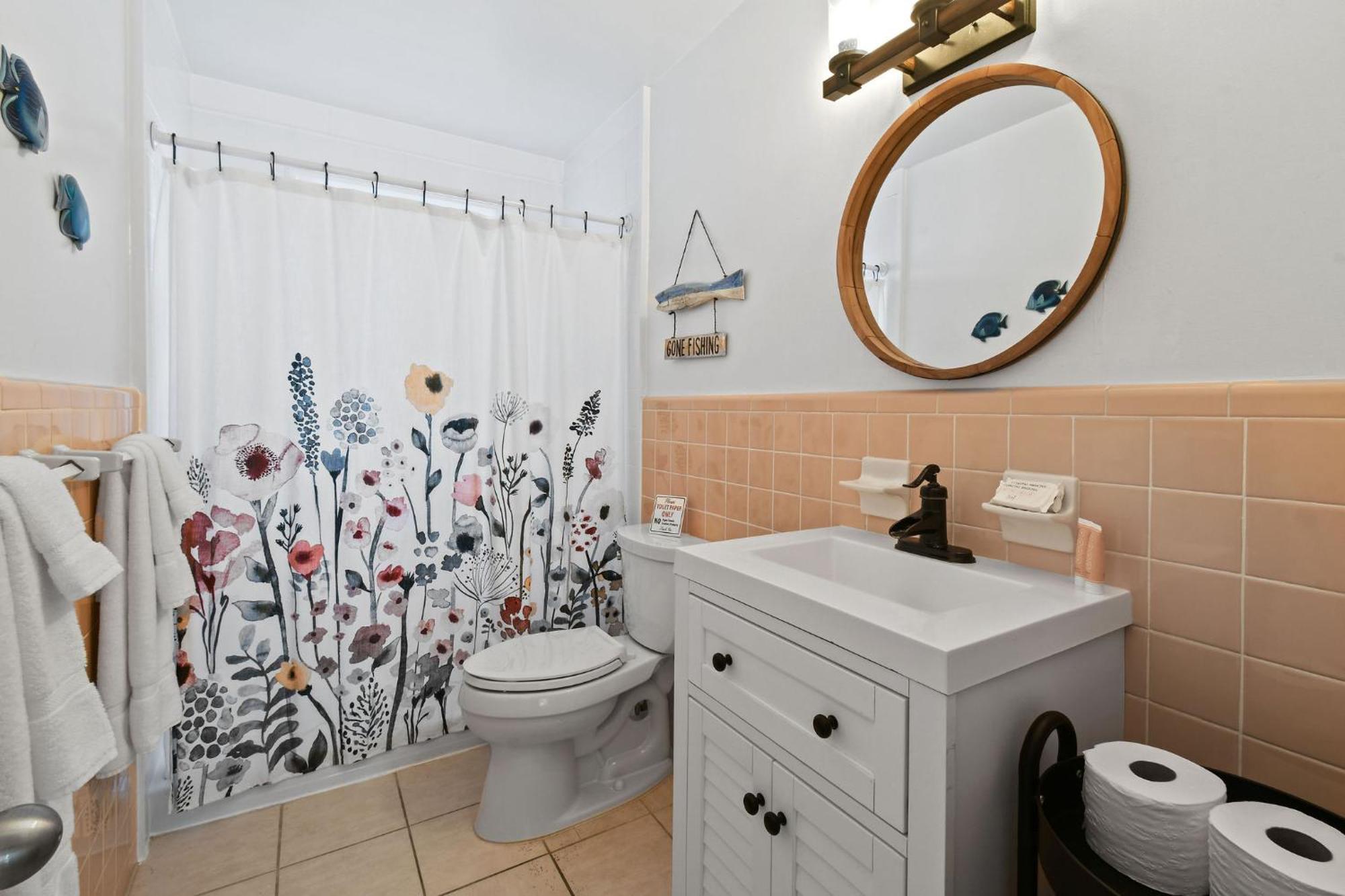 Sunshine Shores Boutique Apartments Палм-Бич-Шорс Экстерьер фото