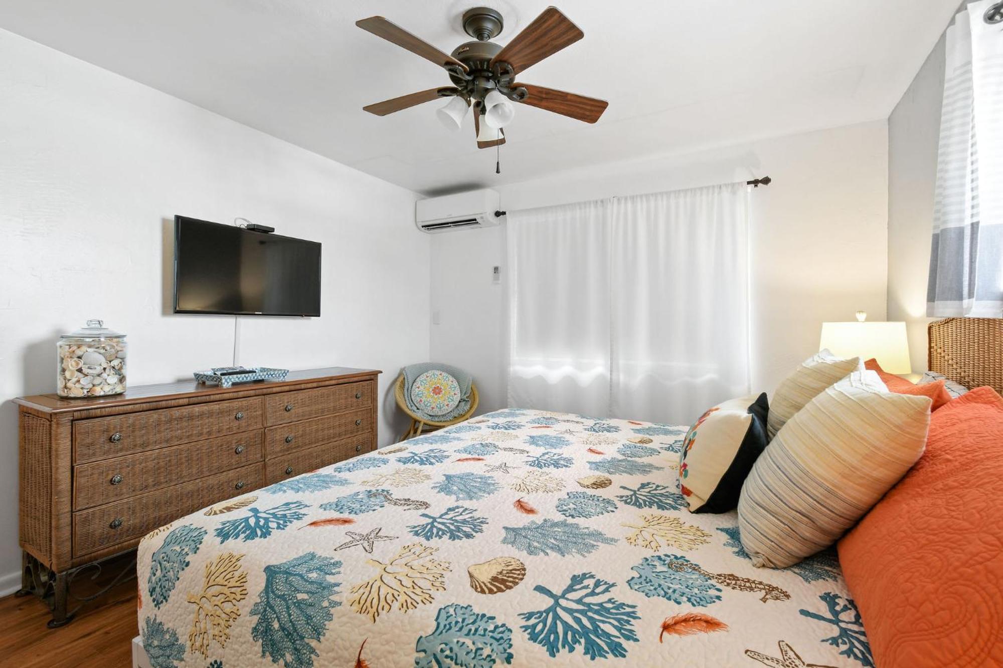 Sunshine Shores Boutique Apartments Палм-Бич-Шорс Экстерьер фото